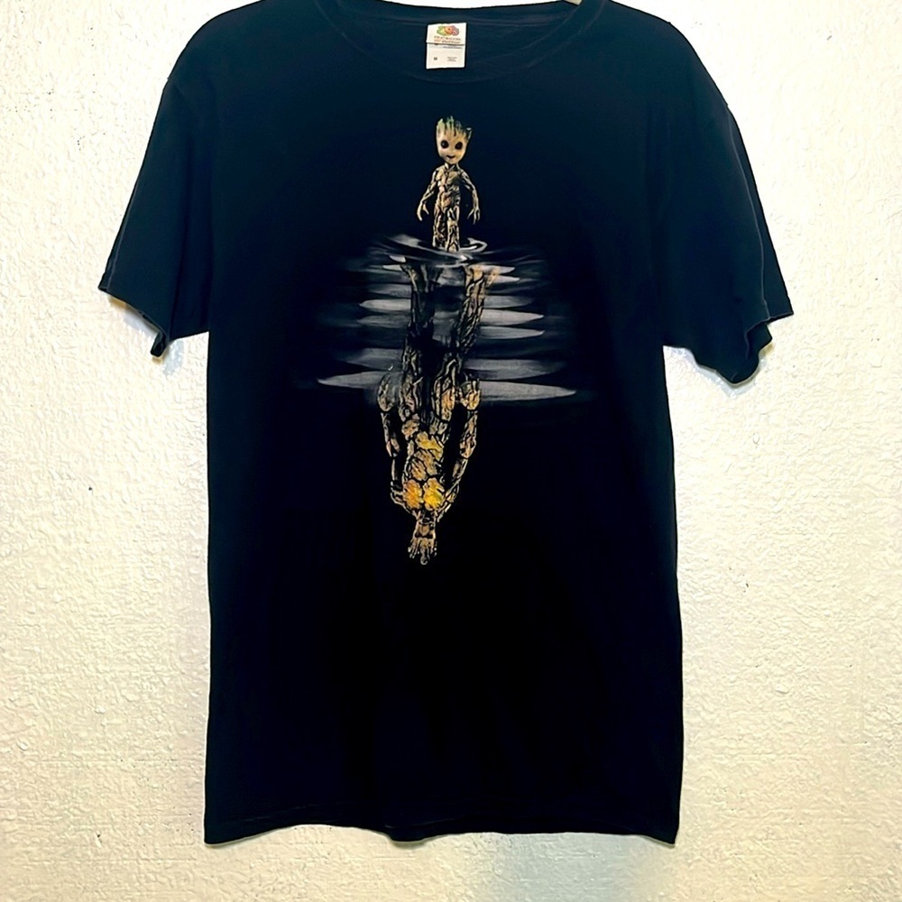 Fruit of the loom, black Groot character, T-shirt, size medium